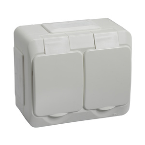 Aqua-stark väggutt 2-v mj 16A IP44 lock utv skruv